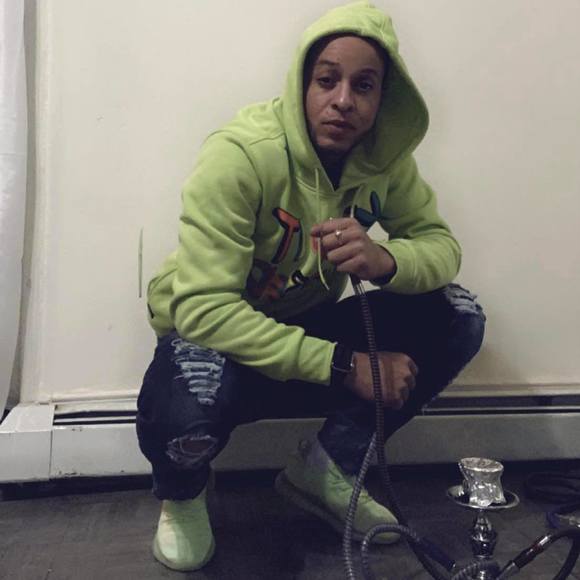 Meet your Posher, Erick - Picture 1 of 1